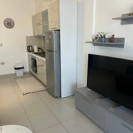 Sea View Apartment! Avlonya